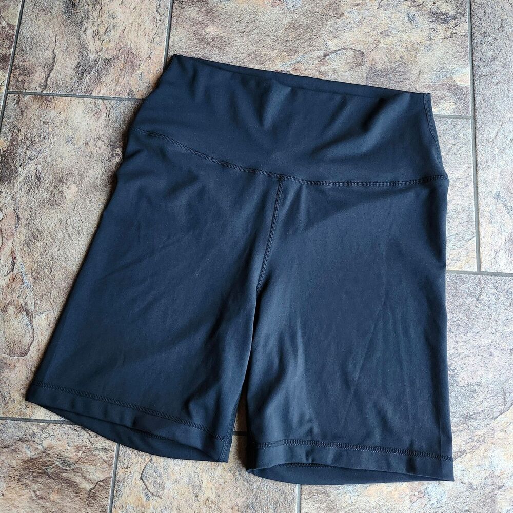(XL) Yogalicious Lux Everyday 7" shorts